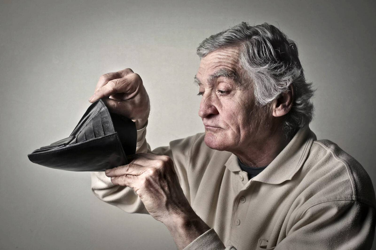 Списание долгов по кредитам в 2022 пенсионерам