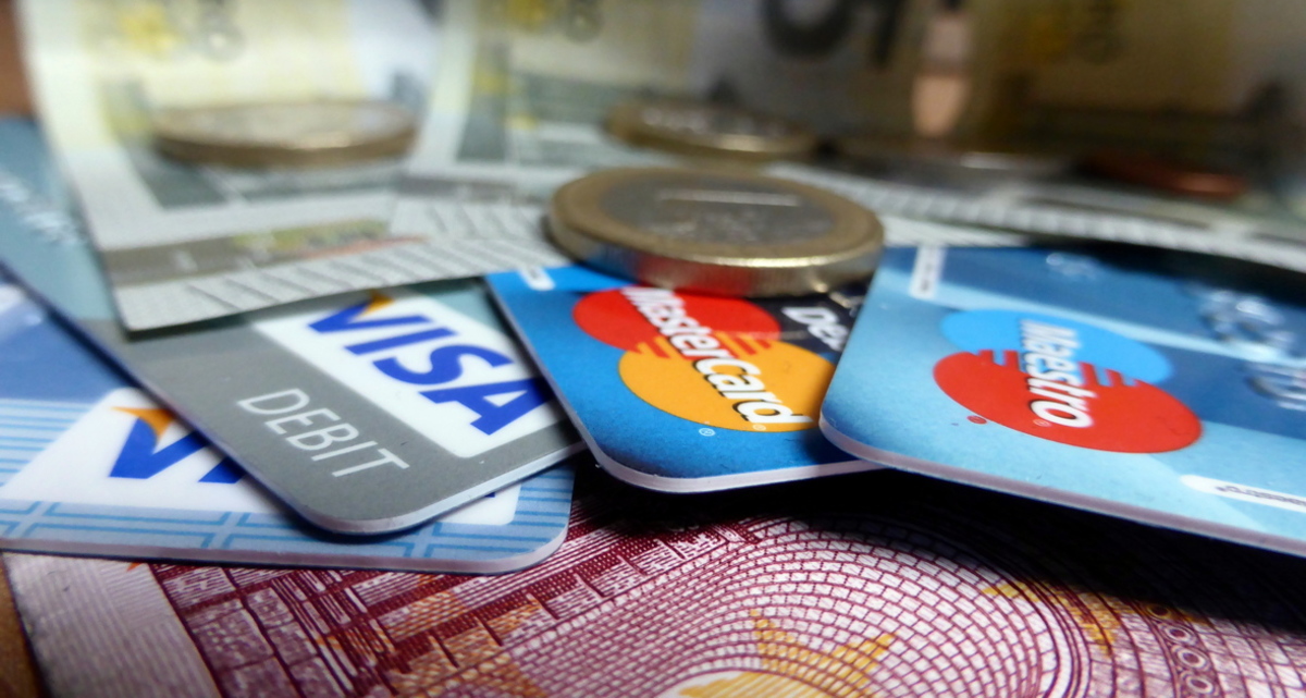 Можно ли уменьшить лимит по кредитной карте?